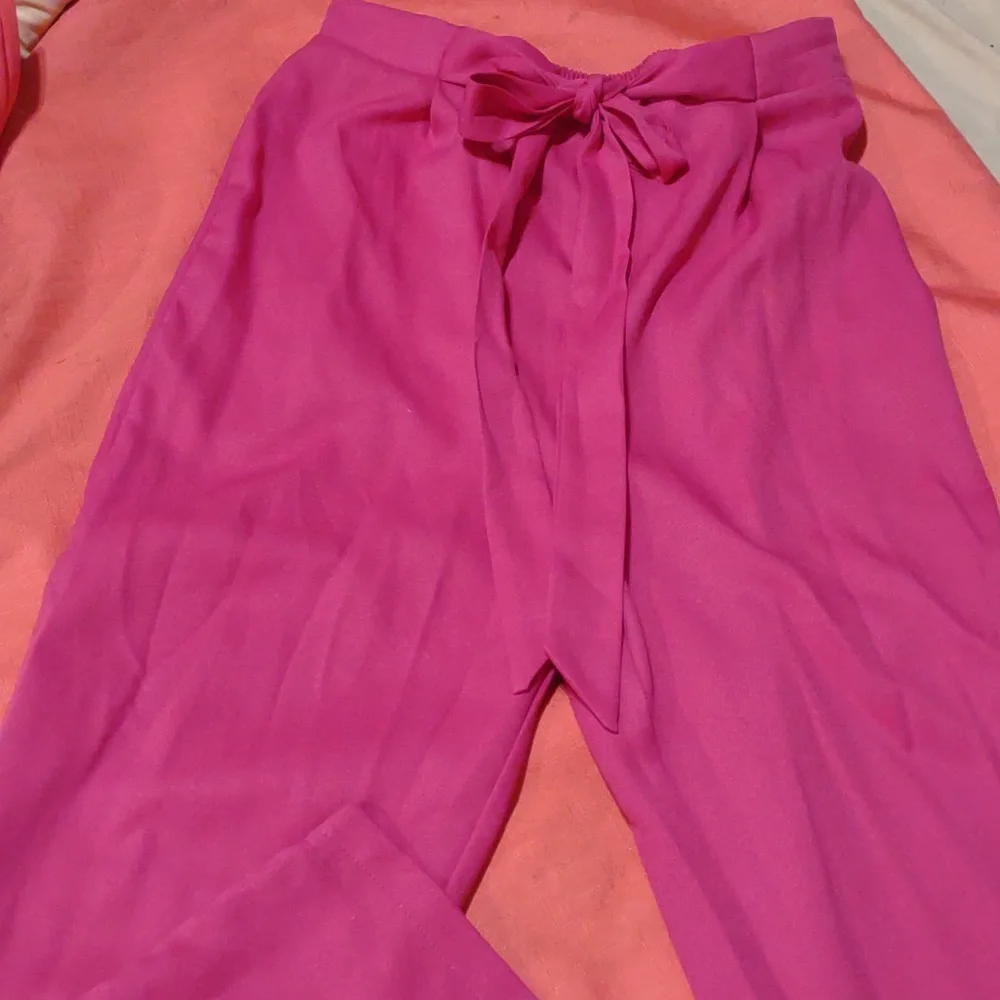 Magenta pants - Picture 3 of 4